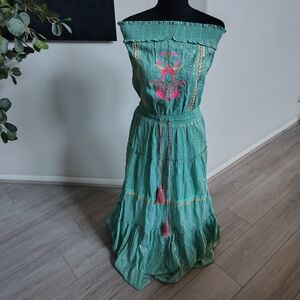 VENUS Off-Shoulder Maxi Dress in Teal with Pink Embroidery